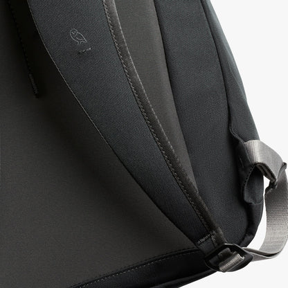 Via Backpack - US 7829